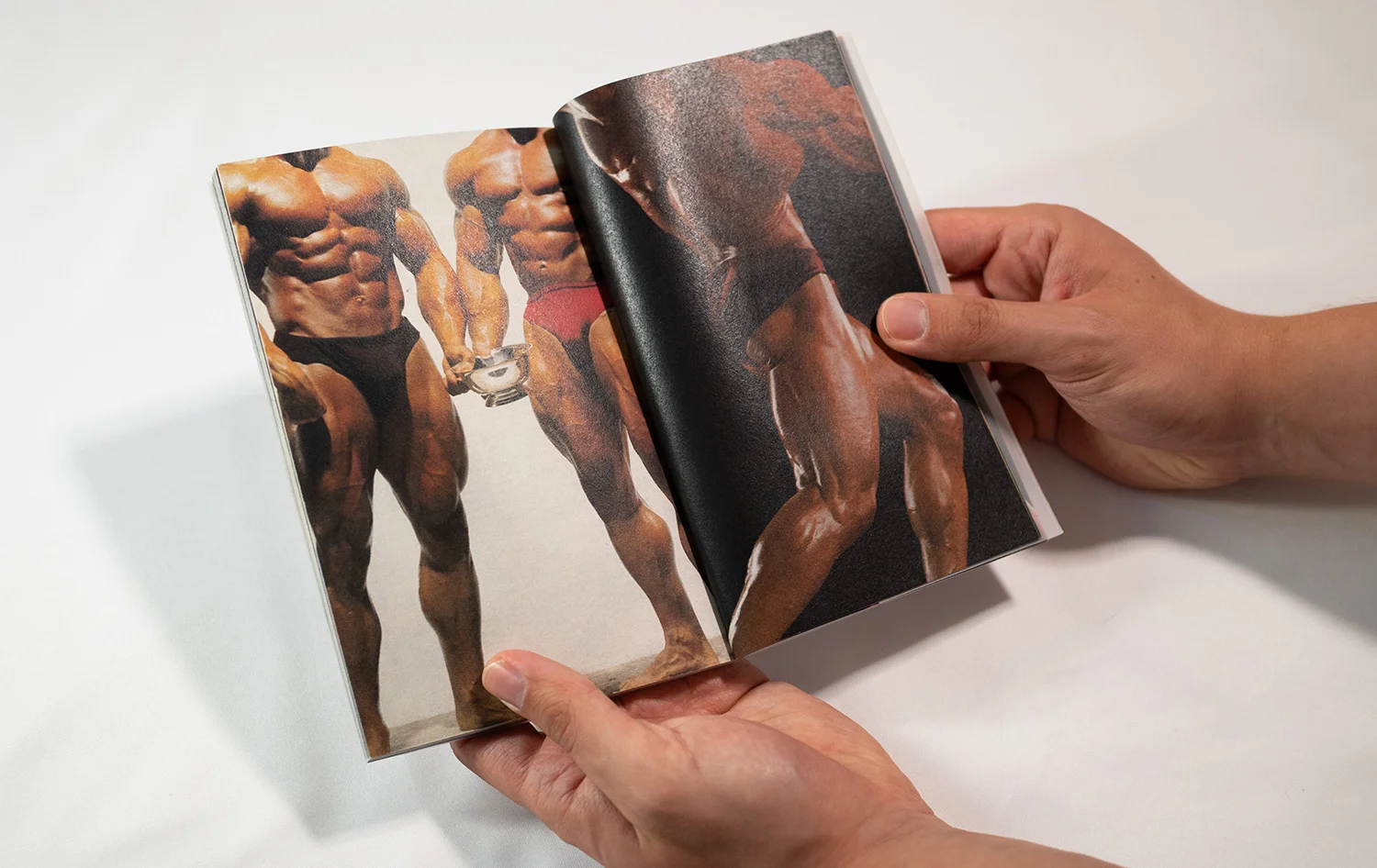 Mise en page d'archives photographiques pour Hypertrophié volume 1